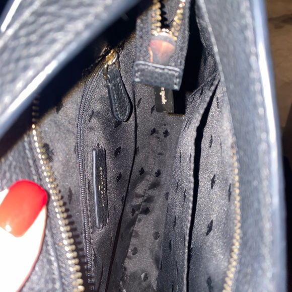 Kate Spade crossbody. - Picture 2 of 3